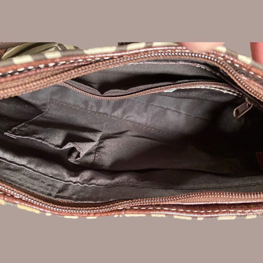 Liz Claiborne Brown and Tan Shoulder Bag - Picture 13 of 16